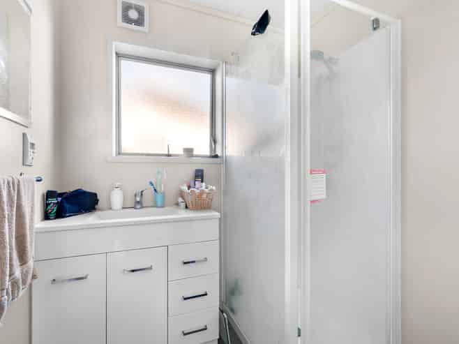 Unit 2 & 3/9 Fifth Avenue, Avenues