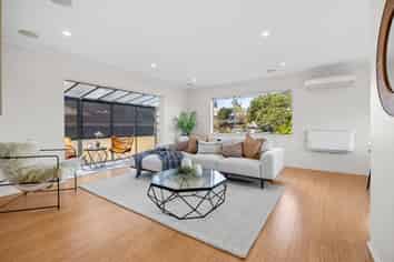 36A Pyatt Crescent, Saint Johns