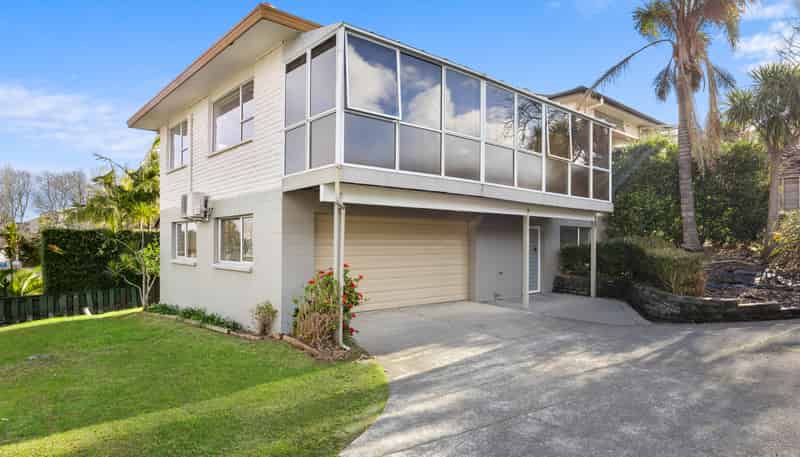 36A Pyatt Crescent, Saint Johns