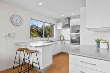 36A Pyatt Crescent, Saint Johns