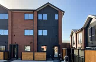 14/7 Spencer Street, Addington