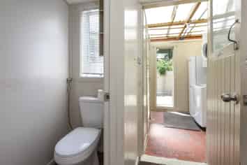 87 Preston Crescent, Belleknowes