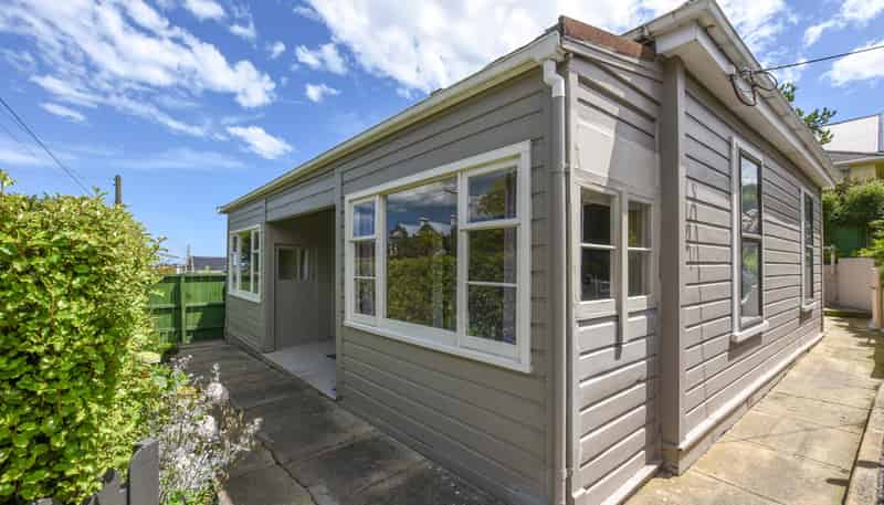 87 Preston Crescent, Belleknowes