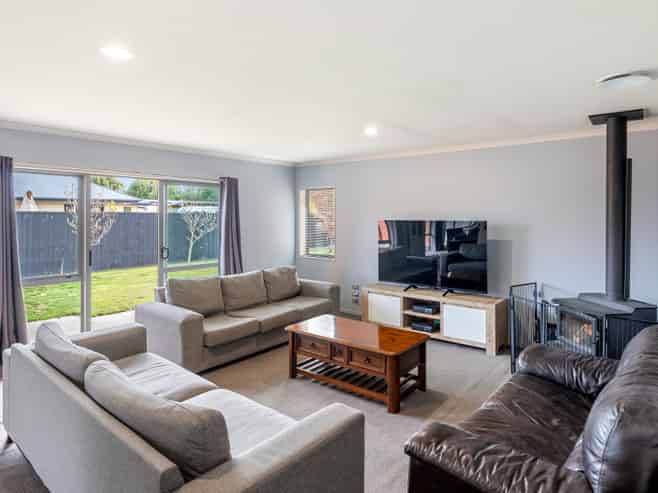 17 Marlowe Place, Rolleston