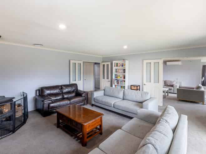 17 Marlowe Place, Rolleston