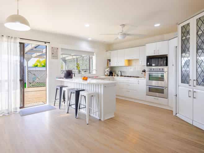 86 Wycliffe Street, Onekawa