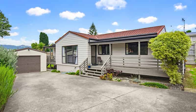 16B Michael Road, Paraparaumu Beach