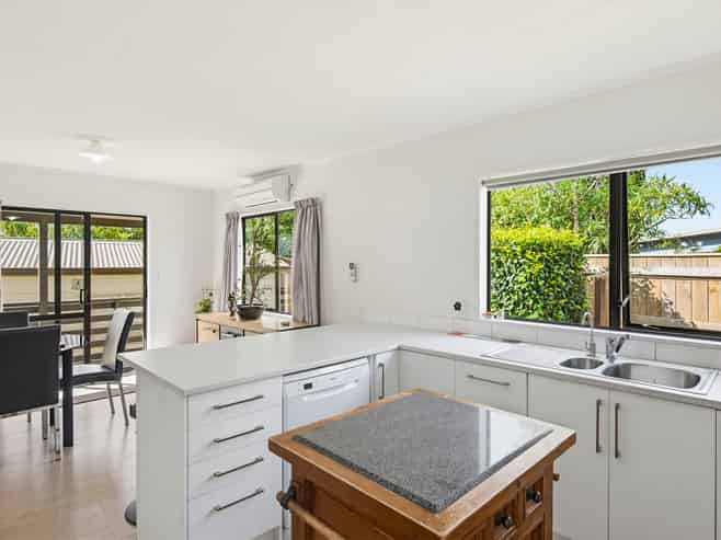 16B Michael Road, Paraparaumu Beach