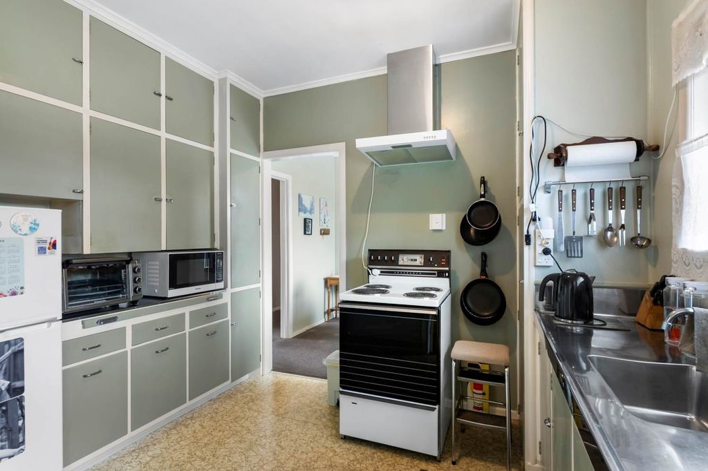 Classic Charm, Spacious Grounds 5