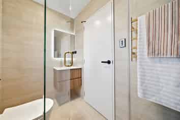 4/3 Jury Place, Favona