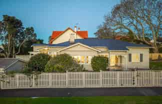 1A Burwood Crescent , Remuera