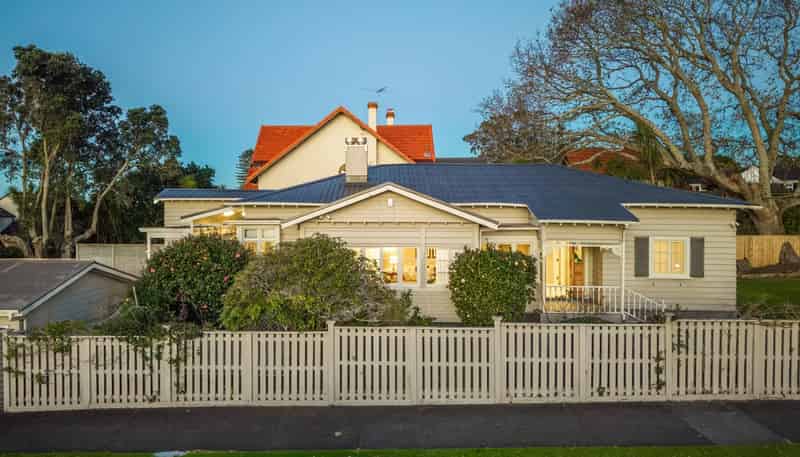 1A Burwood Crescent , Remuera