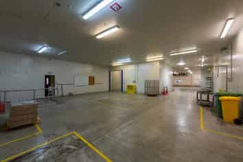 Kapiti Warehouse of scale