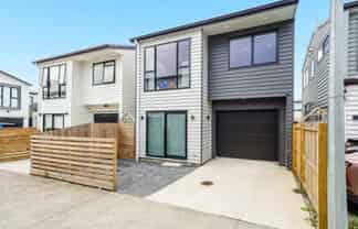 15 Te Kaapia Road, Papakura