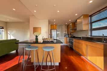 16 Tireti Road, Titahi Bay