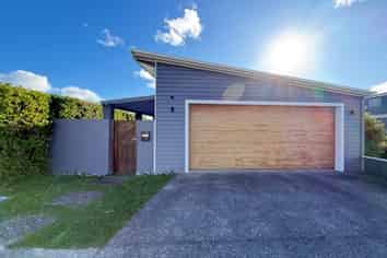 16 Tireti Road, Titahi Bay