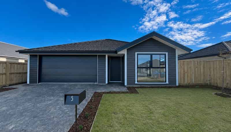 5 Campbell Drive, Lincoln