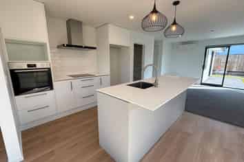 5 Campbell Drive, Lincoln