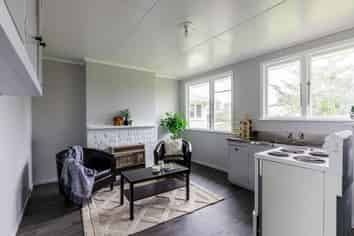 35A Strange Street, Waitara