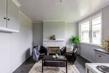 35A Strange Street, Waitara