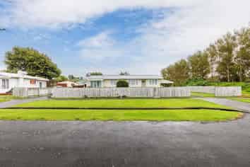 35A Strange Street, Waitara