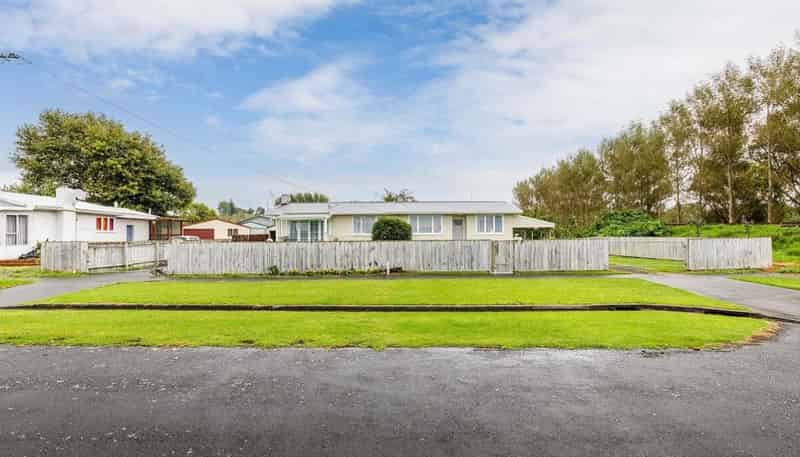 35A Strange Street, Waitara
