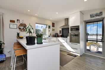 227 Racecourse Road, Allenton