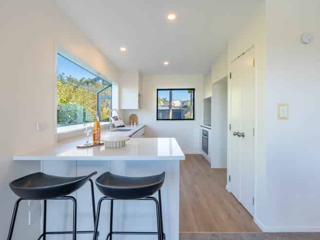 2/353 Glenfield Road, Glenfield