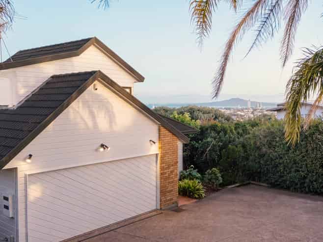 2/353 Glenfield Road, Glenfield