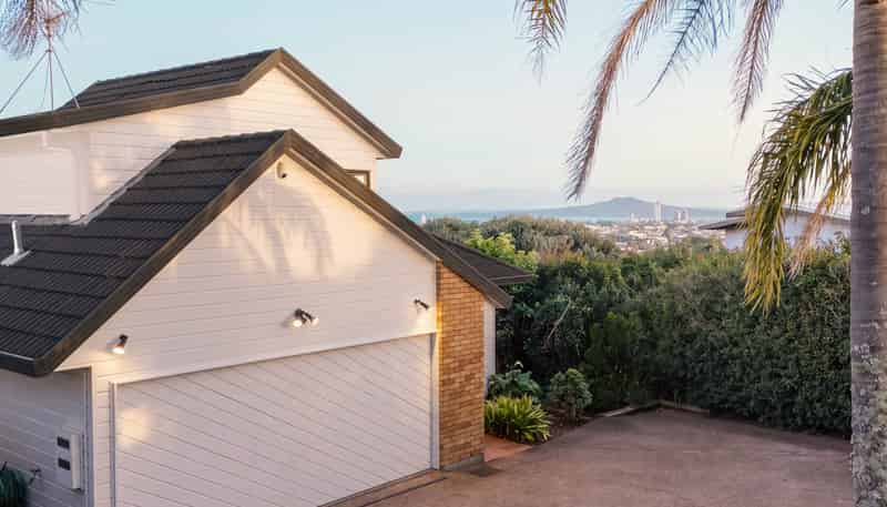 2/353 Glenfield Road, Glenfield