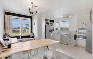 89 Redwood Street, Redwoodtown