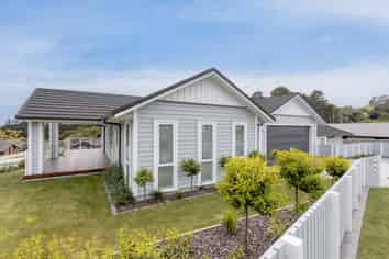 99 Adler Drive, Ohauiti