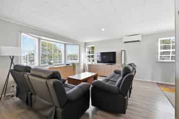10 Shalimar Place, Clover Park