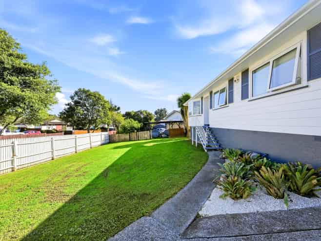 10 Shalimar Place, Clover Park
