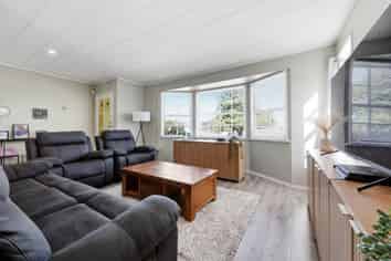 10 Shalimar Place, Clover Park