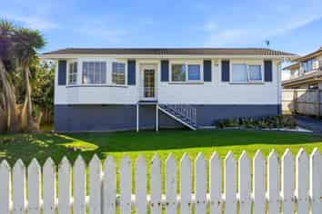 10 Shalimar Place, Clover Park