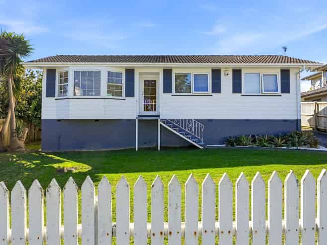 10 Shalimar Place, Clover Park