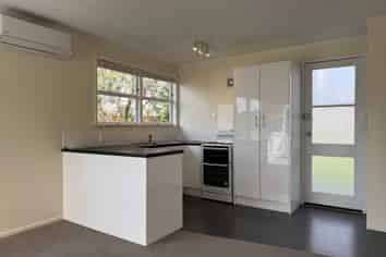 7/24 Bardia Street, Belmont