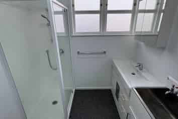 7/24 Bardia Street, Belmont