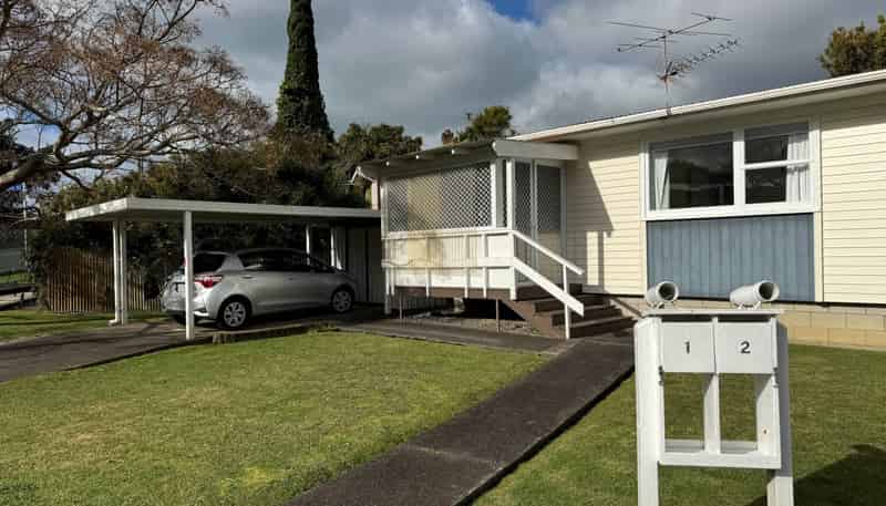 1/24 Bardia Street, Belmont