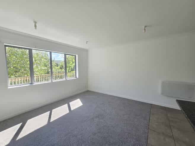 32 Witham Street, Island Bay