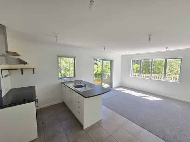 32 Witham Street, Island Bay
