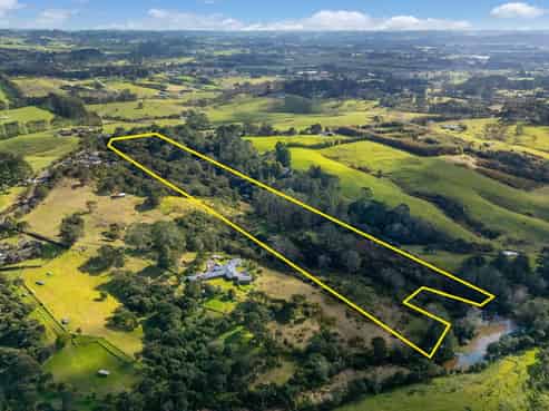 225 Red Hills Road, Westgate
