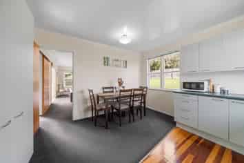 24 Omapere Street, Waitangirua