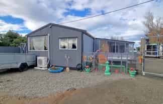 9 Bath Road, Riverton