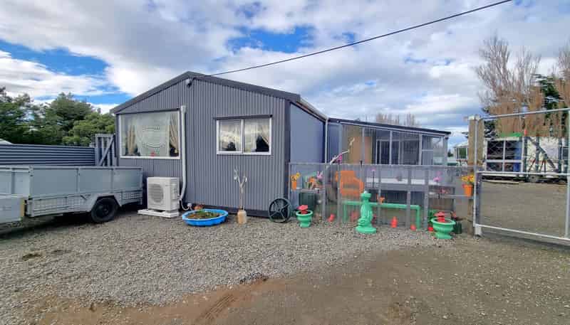 9 Bath Road, Riverton