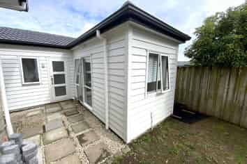10A Hawkley Close, Flat Bush