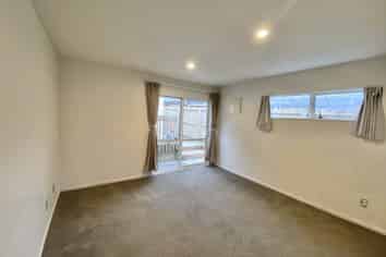 10A Hawkley Close, Flat Bush