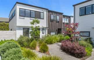26 Whakahui Lane, Mangere Bridge