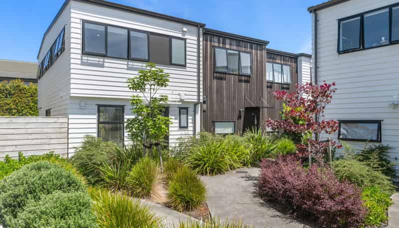 26 Whakahui Lane, Mangere Bridge